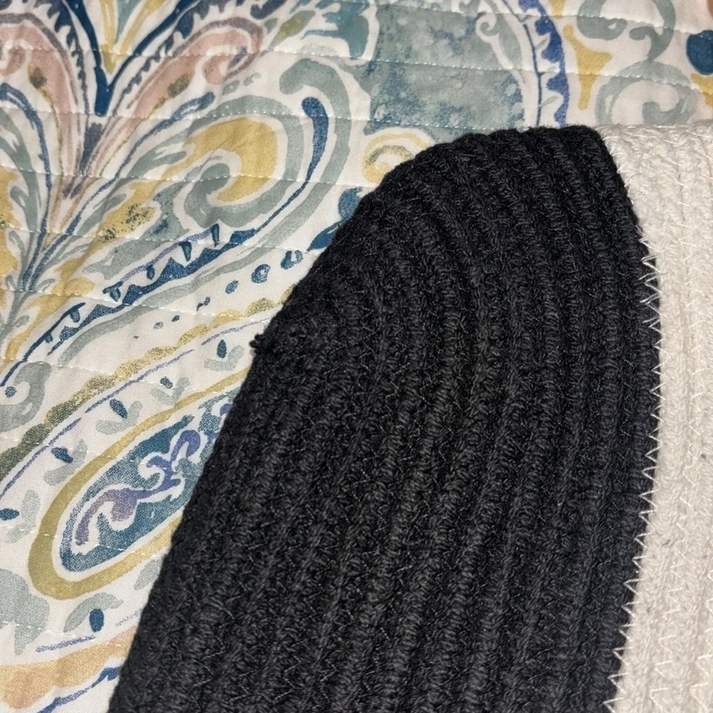 Stella & Dot Woven Tassel Beach Taj Tote Bag – Black & White – New Without Tags